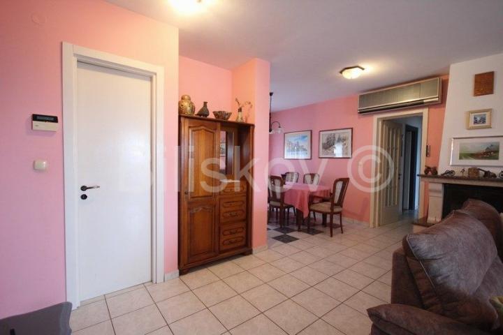 Split, Meje, prodaja 5-soban stan 124 m2, pogled na more, garaža