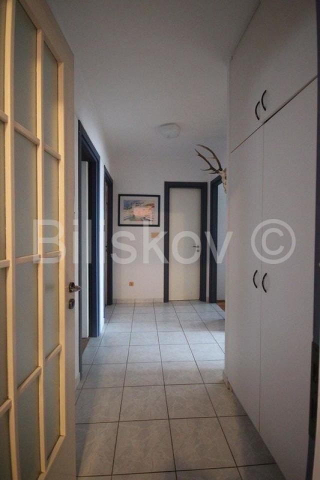 Split, Meje, prodaja 5-soban stan 124 m2, pogled na more, garaža