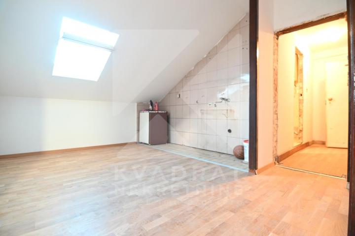 Prodaja, Trosoban stan, Podgorica, Centar, 74m2