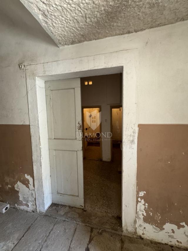 Pula centar, poslovni prostor na frekventnoj lokaciji
