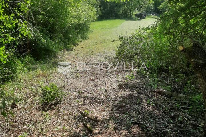 Krk, poljoprivredno zemljište 896 m², blizina mora