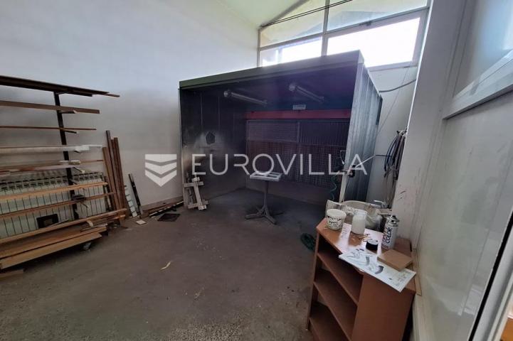 Karlovac, Turanj, proizvodna hala, skladište 600 m², velika parcela, odlična lokacija