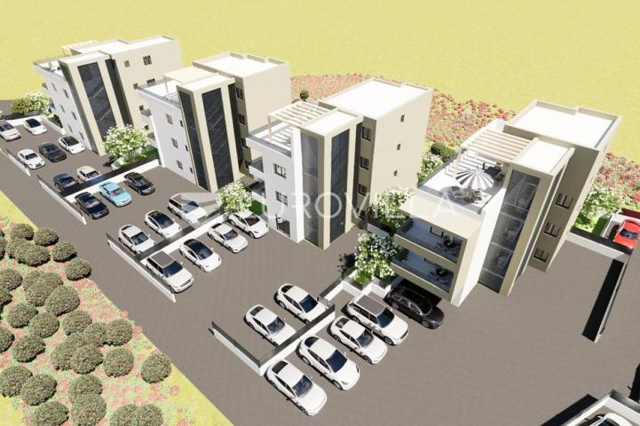 Trogir, dvosoban stan na prvom katu površine 46.93 m²