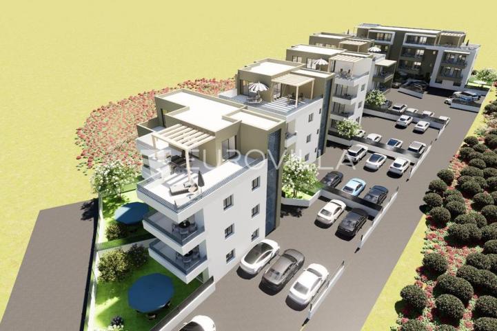 Trogir, dvosoban stan na prvom katu površine 46.93 m²