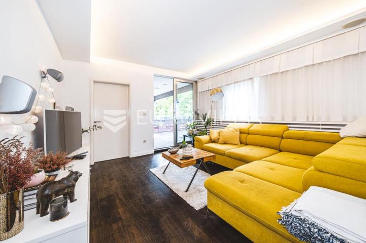 Zagreb, Ilica, trosoban penthouse 117 m²