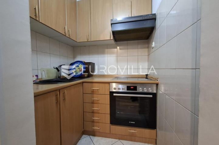 Rijeka, stan u centru 64,09 m², idealna lokacija, blizina mora i Korza