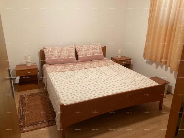 Kuća Apartmanska kuća u centru Vrsara – 200 m od mora