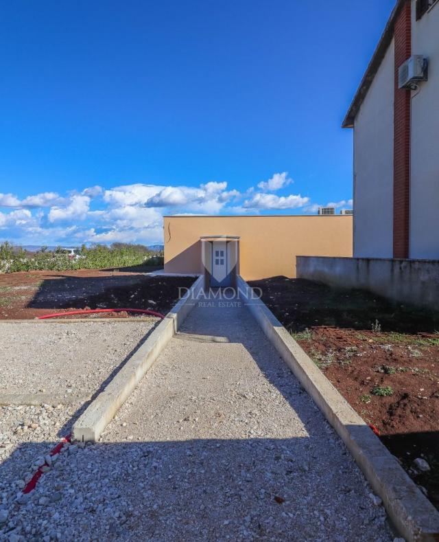 Žminj, okolica, dizajnerska kuća s bazenom