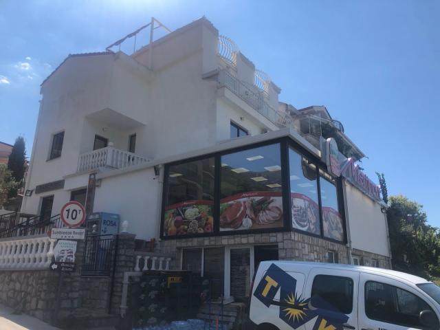 Izdaje se poslovni prostor 160m² – Kamenovo, pored magistrale | Opremljen za supermarket, (NA DUZI P