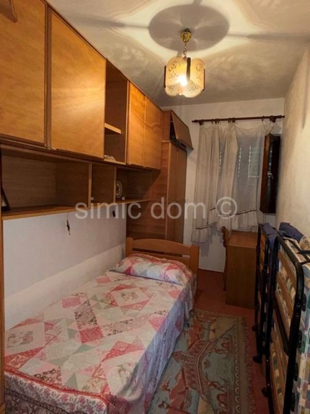 Kuća u samom centru Milne, Brač