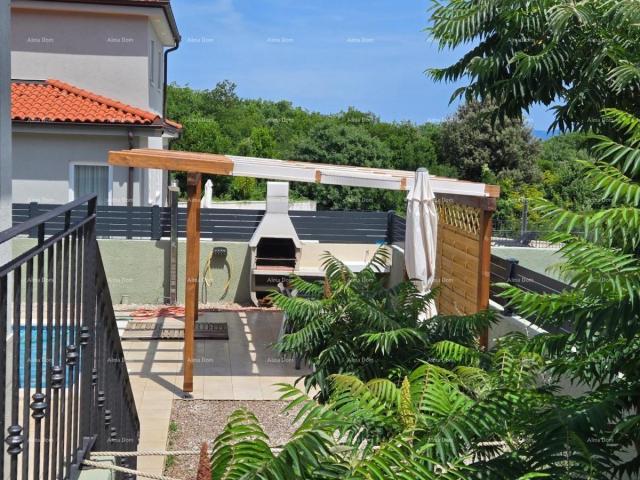 Kuća Raša – Vila s privatnim bazenom i vrtom