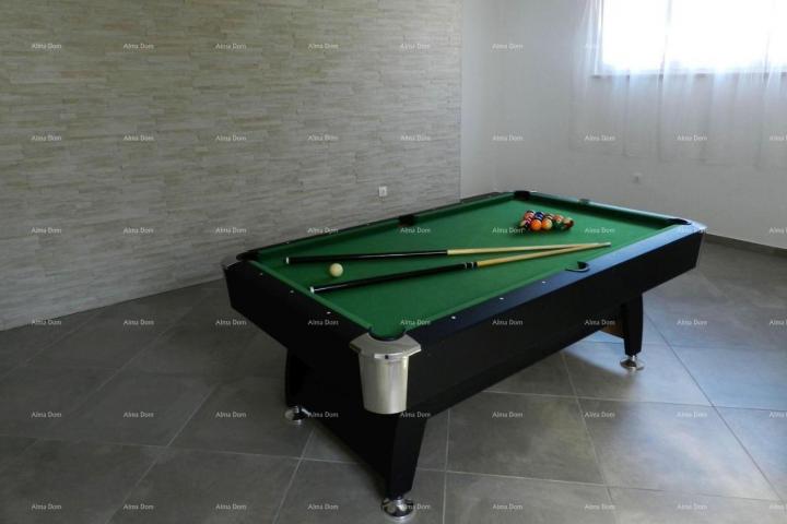 Kuća Raša – Vila s privatnim bazenom i vrtom