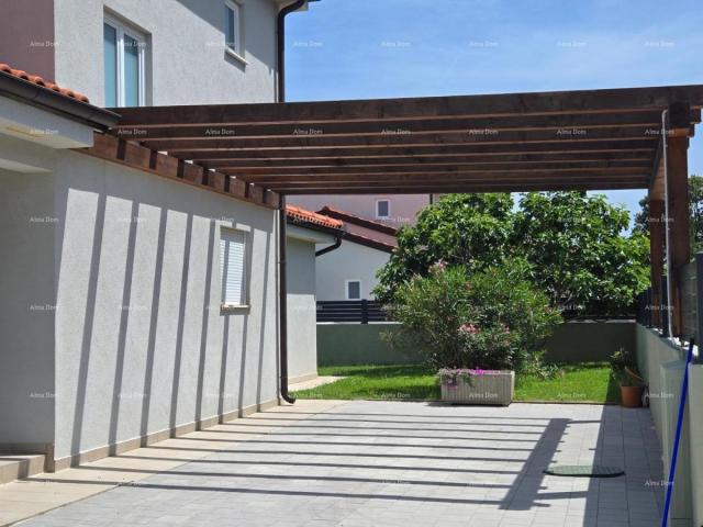 Kuća Raša – Vila s privatnim bazenom i vrtom