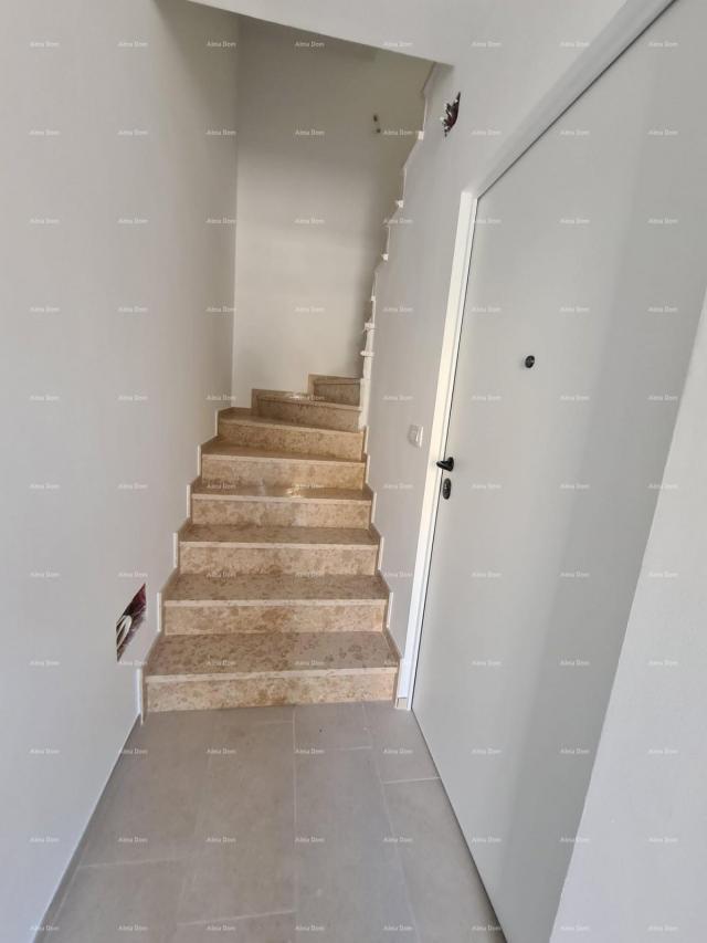 Stan Prodaja- predivan stan u novogradnji, Pula. Vidikovac. 