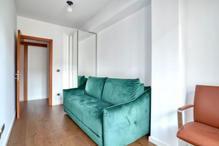 Dvosoban namješten stan, 90m2, Centar, Podgorica