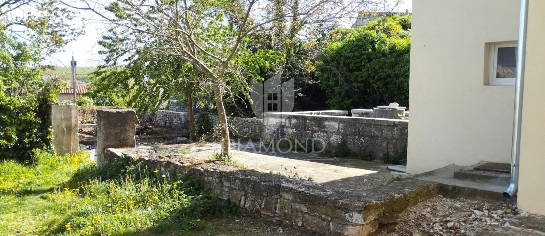 Kuća sa tri kata i prekrasnim pogledom na more - Višnjan (Poreč)