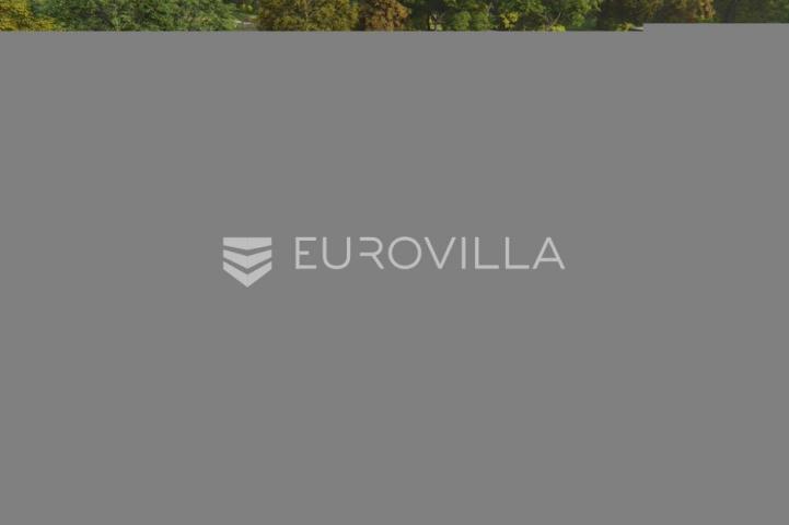Istra, Medulin, luksuzan stan s 4 spavaće sobe, parking, lift, pogled more