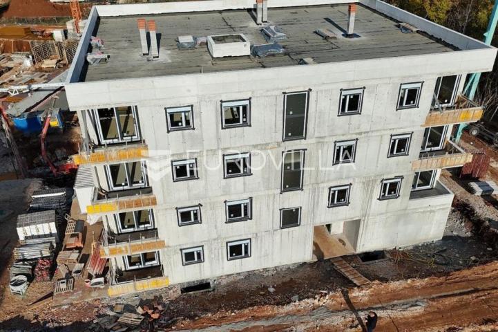 Istra, Poreč, moderan dvosoban stan 54.60 m² na 3. katu s parkirnim mjestom