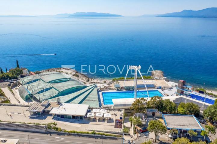 Rijeka, Kantrida, kuća s bazenom i panoramskim pogledom blizu mora