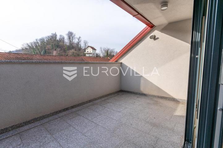 Požega, ekskluzivan dvoetažni stan s galerijom