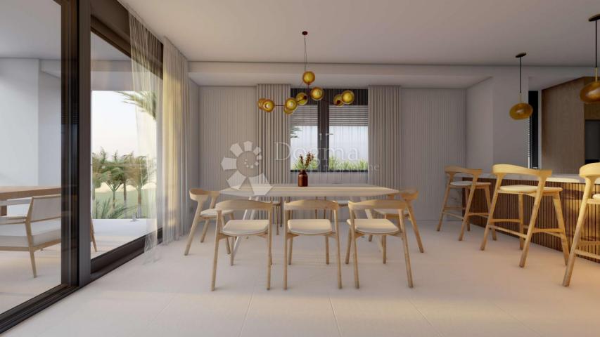 Ekskluzivno! Lux stan na prestižnoj lokaciji, 150m od mora