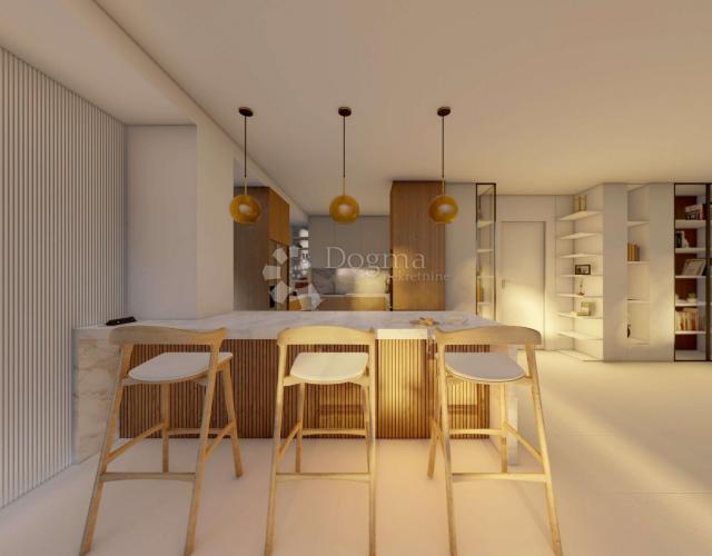 Ekskluzivno! Lux stan na prestižnoj lokaciji, 150m od mora