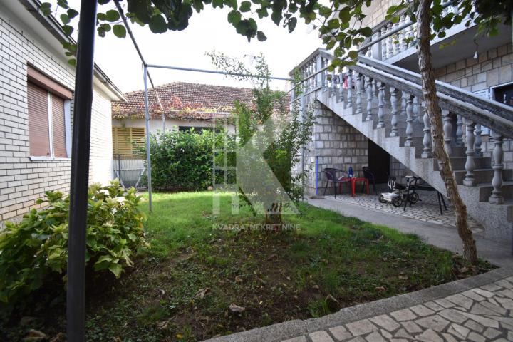 Prodaja, Kuća, Podgorica, Masline, 230m2