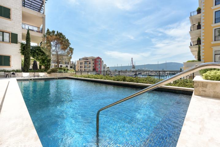 Prodaja, Stan, 131m2 , Porto Montenegro
