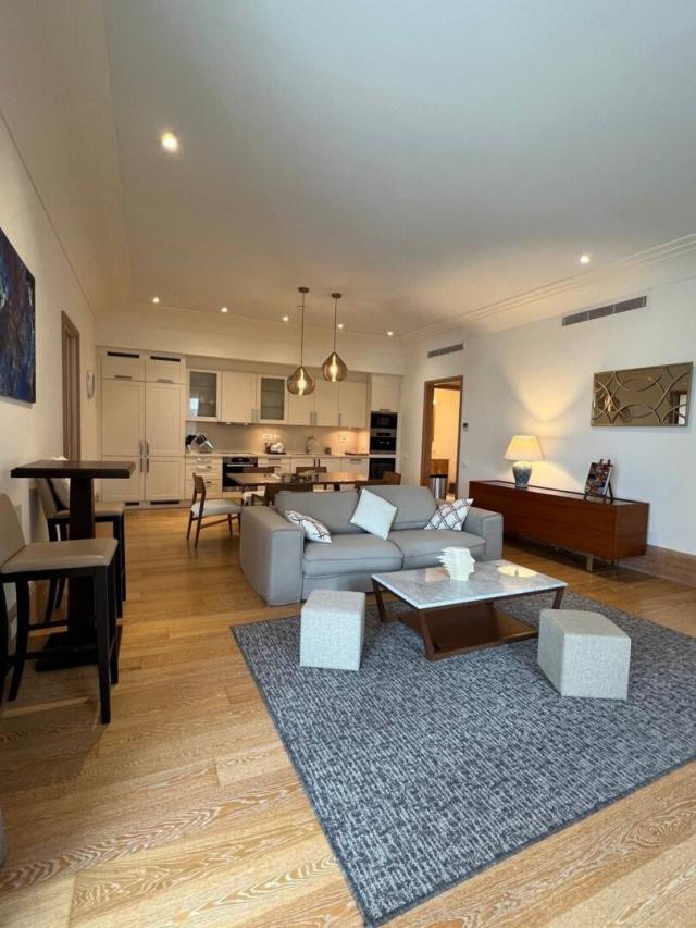 Prodaja, Stan, 131m2 , Porto Montenegro