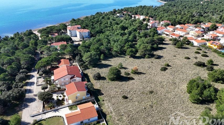 Građevinsko zemljište (pod UPU planom) 150 m. do mora