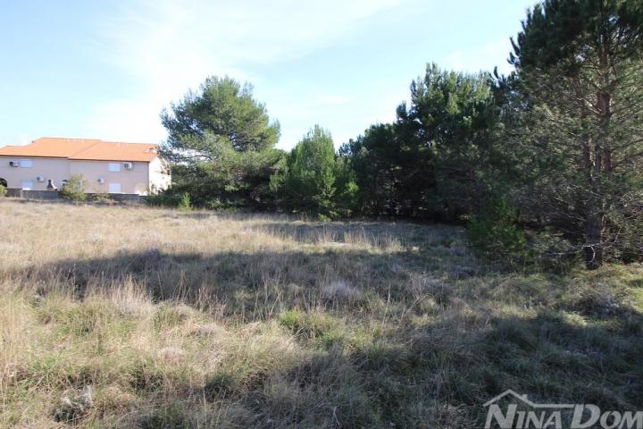 Građevinsko zemljište (pod UPU planom) 150 m. do mora
