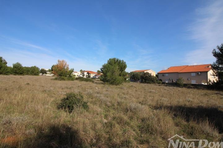 Građevinsko zemljište (pod UPU planom) 180 m. do mora