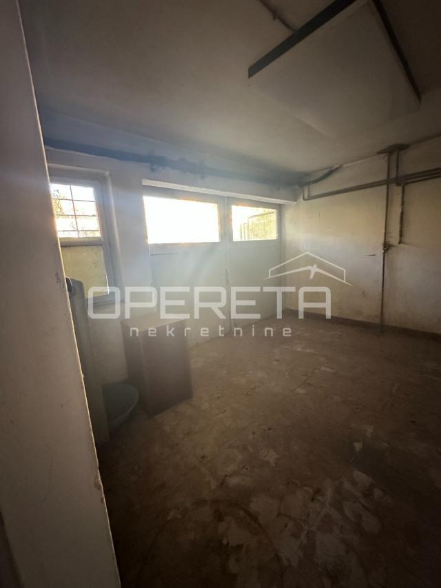 DVOJNI OBJEKT. DVIJE KUĆE. PRODAJA. CENTAR VARAŽDINA. 