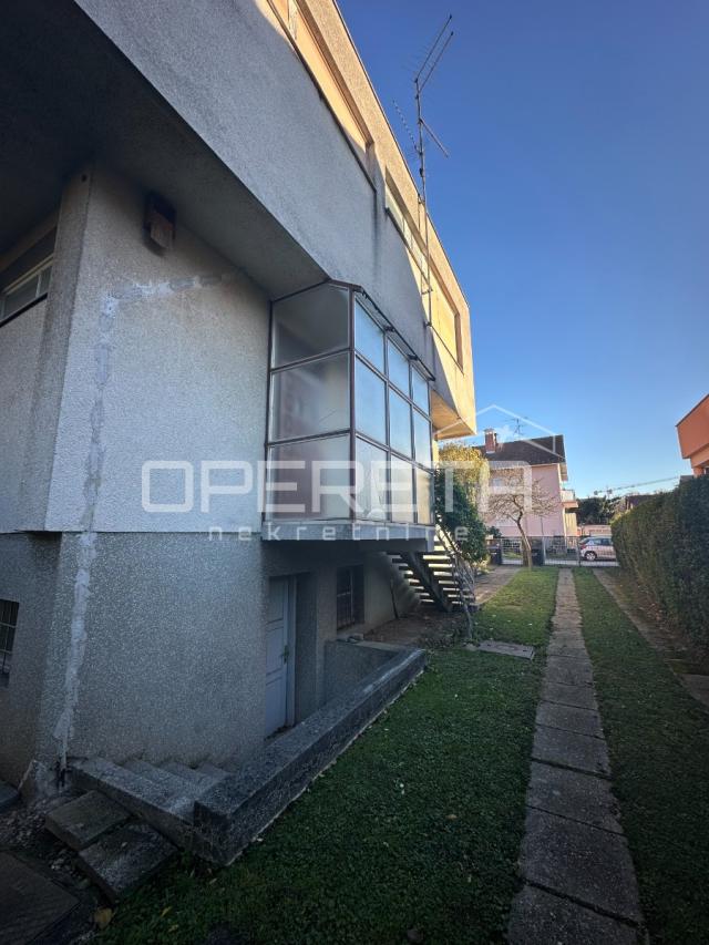 DVOJNI OBJEKT. DVIJE KUĆE. PRODAJA. CENTAR VARAŽDINA. 