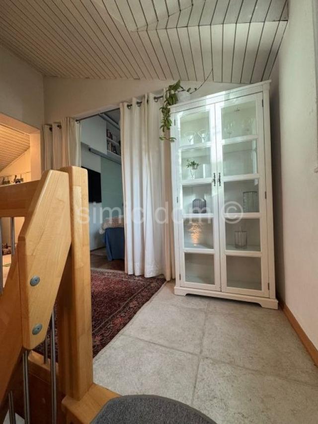Kamena kuća u dobrom stanju, na prodaju, Supetar