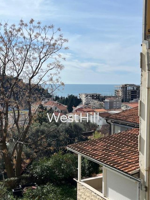 Dvosoban stan u Petrovcu sa pogledom na more - 56 m²