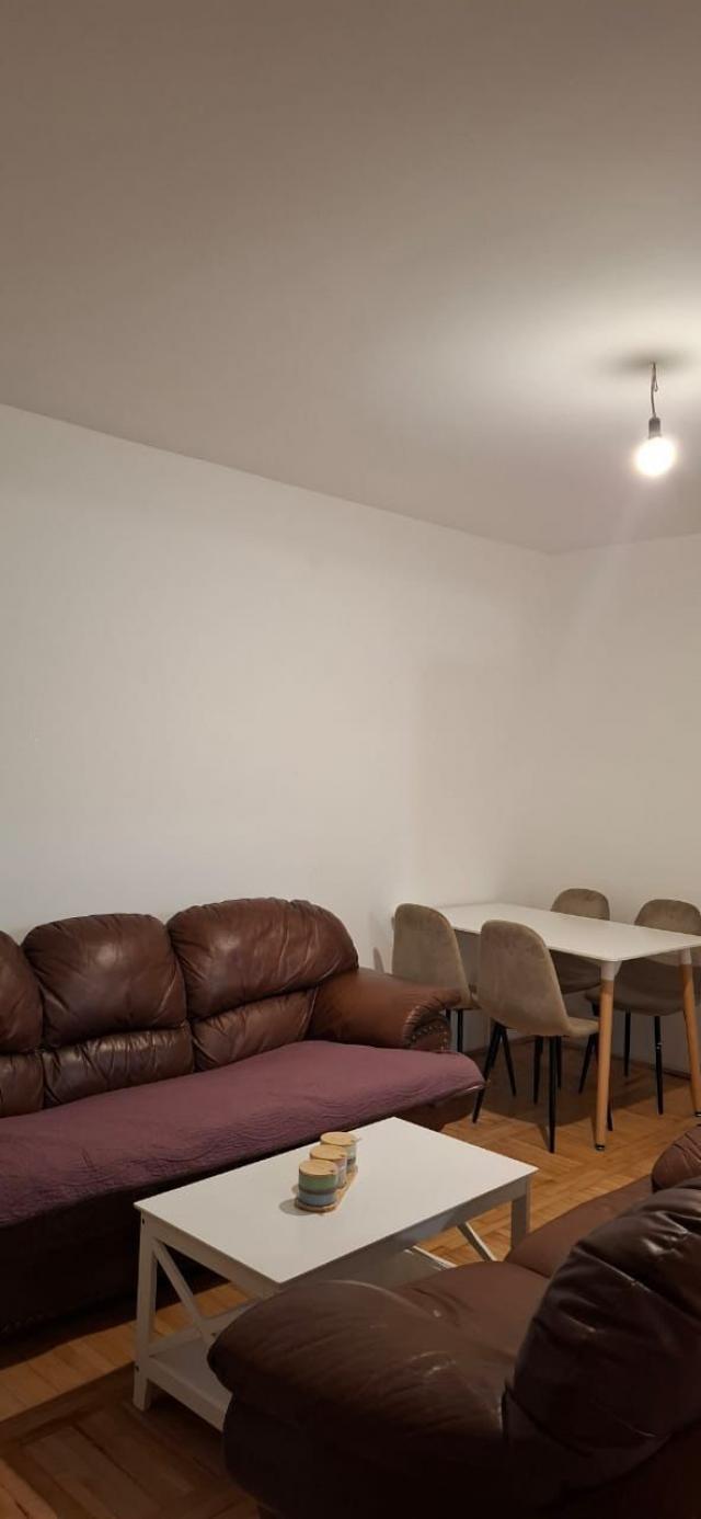 Na prodaju dvosoban opremljen stan 55m² – Dubovica, Budva