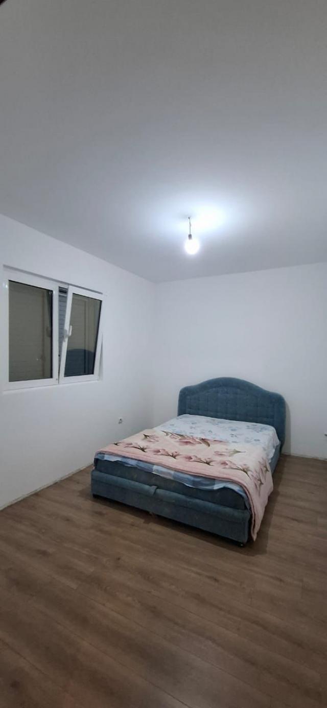 Na prodaju dvosoban opremljen stan 55m² – Dubovica, Budva