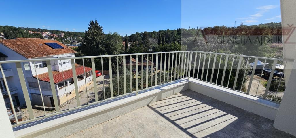 Hvar novogradnja 101,86 m2 Vrboska - dvosoban - dvoetažni - ekskluziva