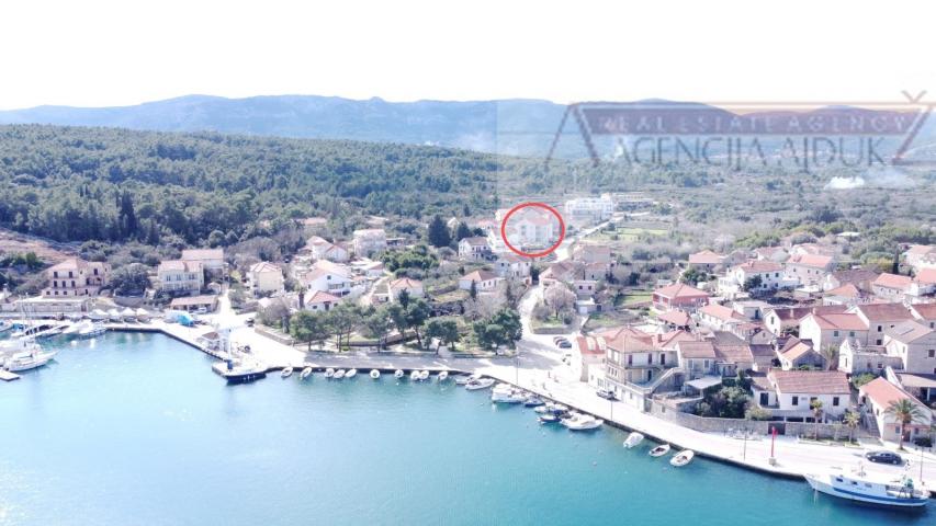 Hvar novogradnja 101,86 m2 Vrboska - dvosoban - dvoetažni - ekskluziva