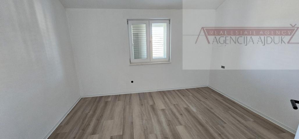 Hvar novogradnja 101,86 m2 Vrboska - dvosoban - dvoetažni - ekskluziva