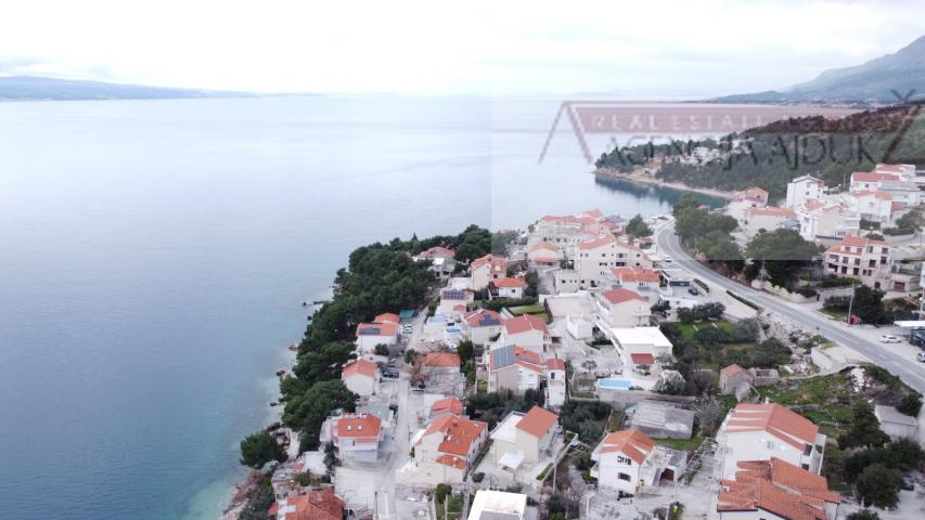 Omiš Stanići kuća 200 m2 - 120m od mora - otvoren pogled