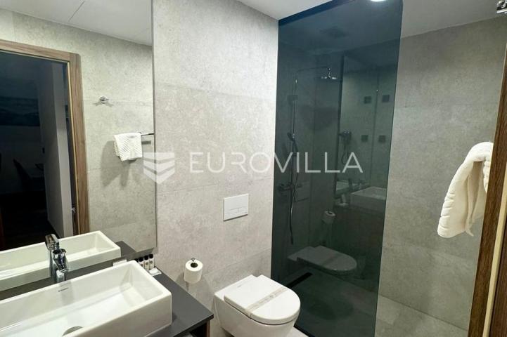 Varaždin Centar, useljiv trosobni stan 70 m² s uključenim režijama