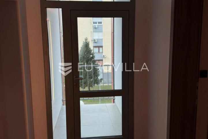 Varaždin Centar, useljiv trosobni stan 70 m² s uključenim režijama