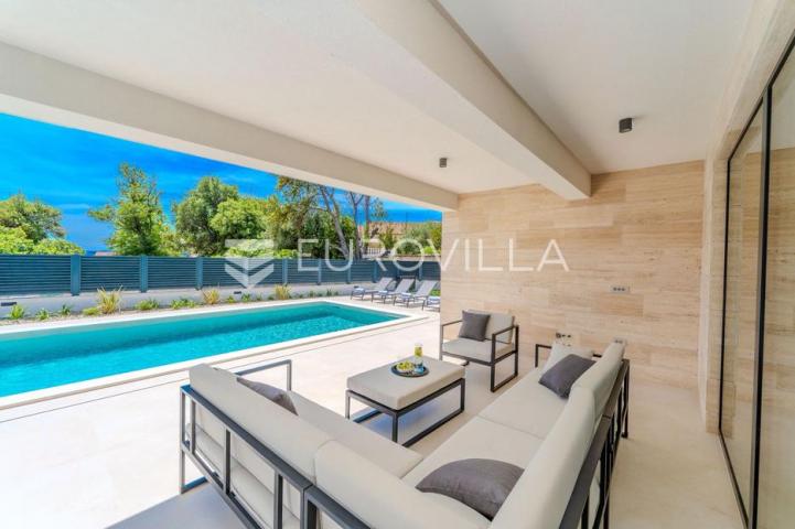 Zadar, Privlaka, ekskluzivna moderna vila s bazenom i wellness zonom