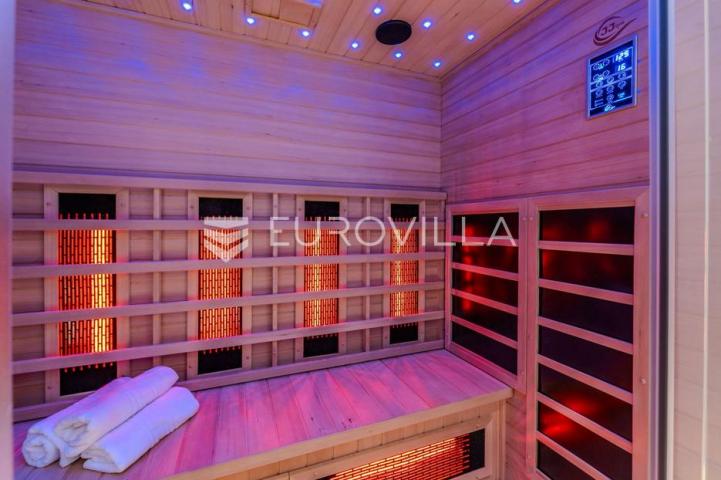 Zadar, Privlaka, ekskluzivna moderna vila s bazenom i wellness zonom