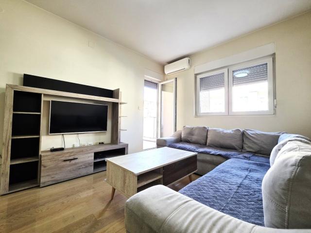 Jednosoban namješten stan , 46m2, City kvart, Podgorica
