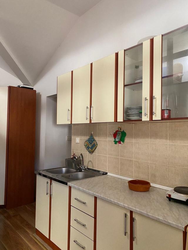 Prodaja stana 33 m² sa galerijom i podrumom – Seljanovo, Tivat