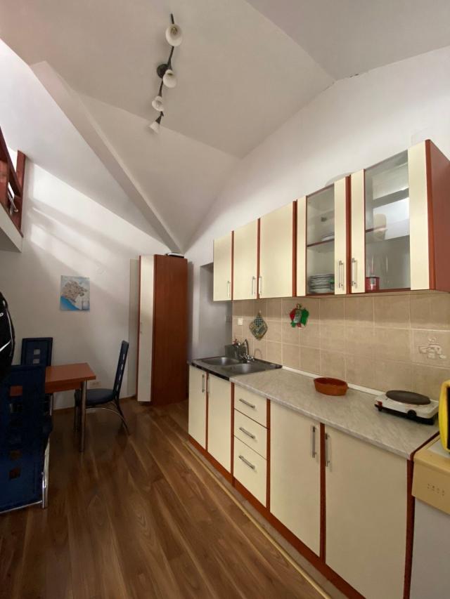 Prodaja stana 33 m² sa galerijom i podrumom – Seljanovo, Tivat