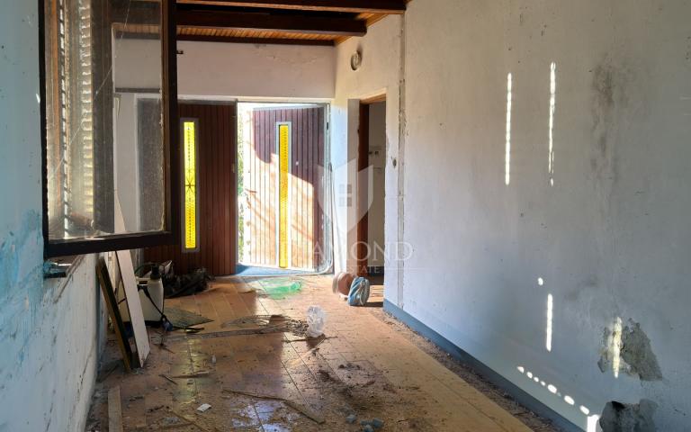 Labin - okolica, investicijska prilika, kuća za adaptaciju 